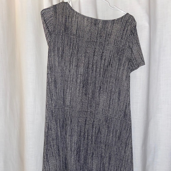 Shift dress - Picture 2 of 4